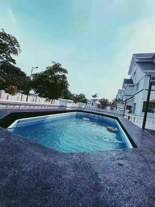 3 Storey Swimming Pool&Projector House Setia Alam Shah Alam Extérieur photo